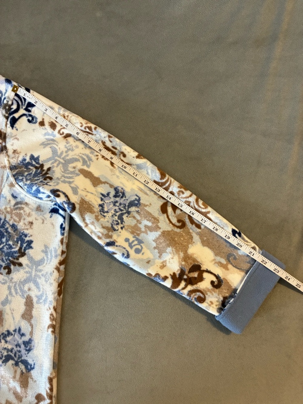 Floral Scroll Zip-Up Fleece Jacket in Cream, Blue & Brown - Picture 8 of 10